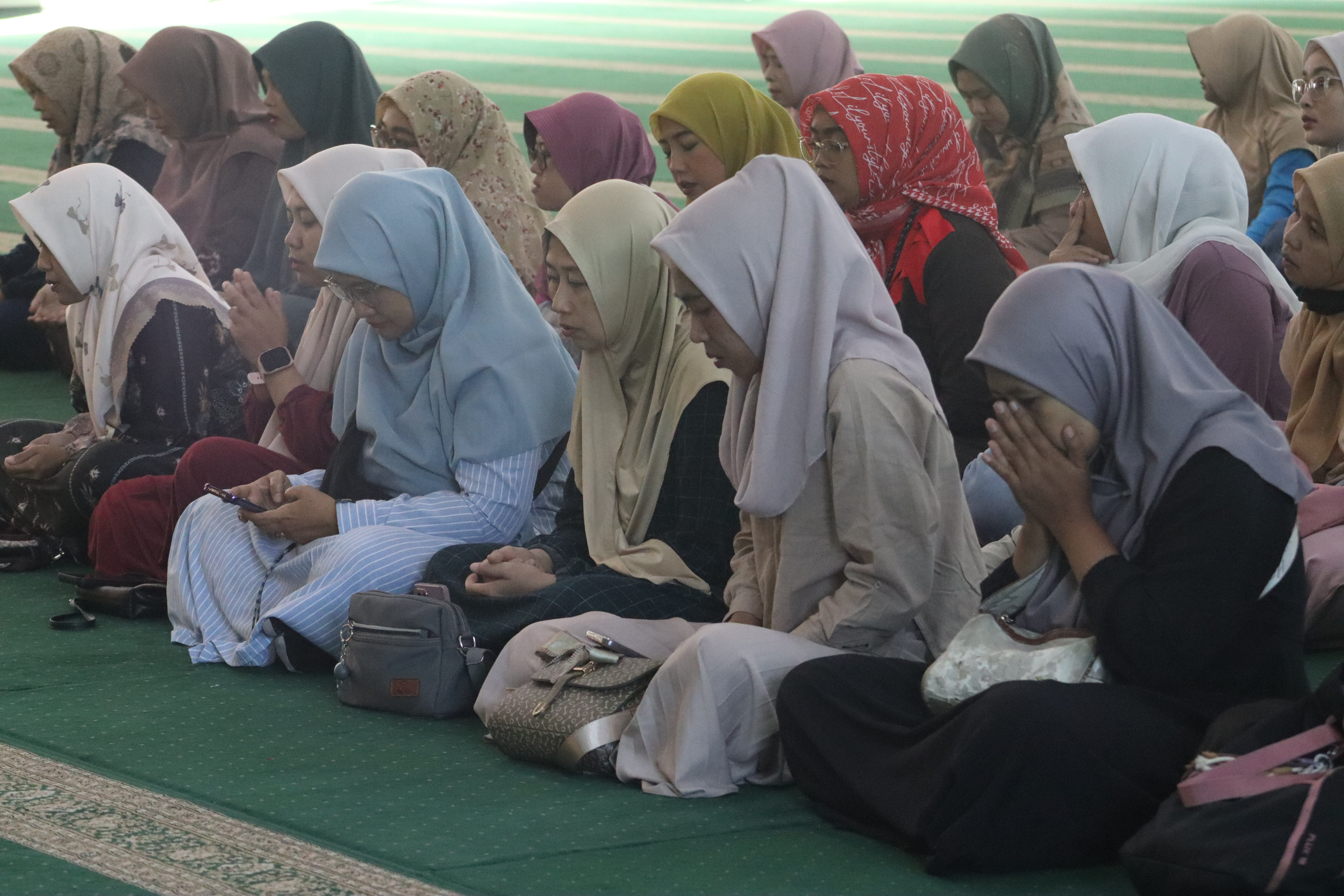 Dokumentasi Istighosah dan Do\\\'a Bersama Guru dan Wali Murid Tahun Ajaran 2026 2027