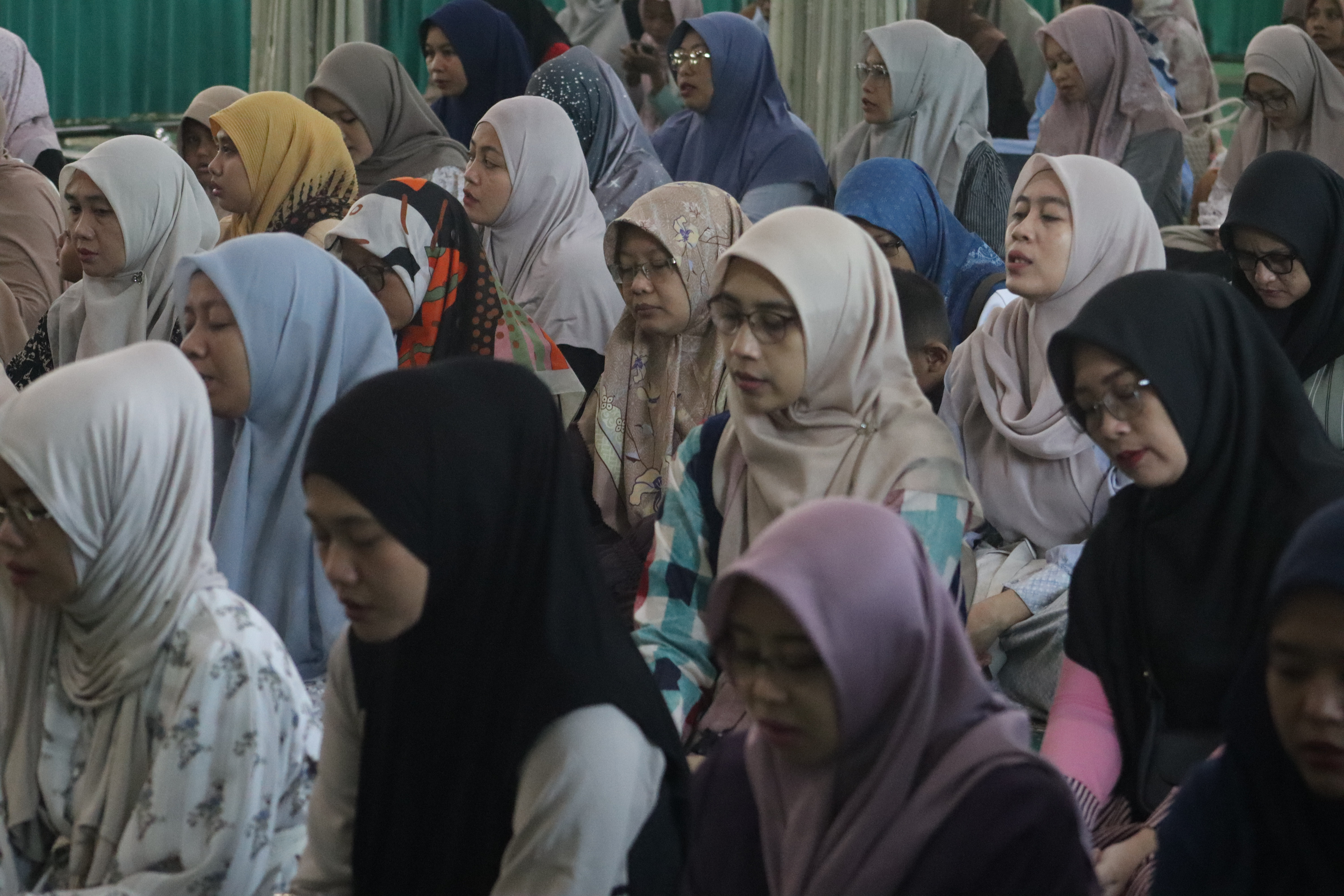 Dokumentasi Istighosah dan Do\\\'a Bersama Guru dan Wali Murid Tahun Ajaran 2026 2027