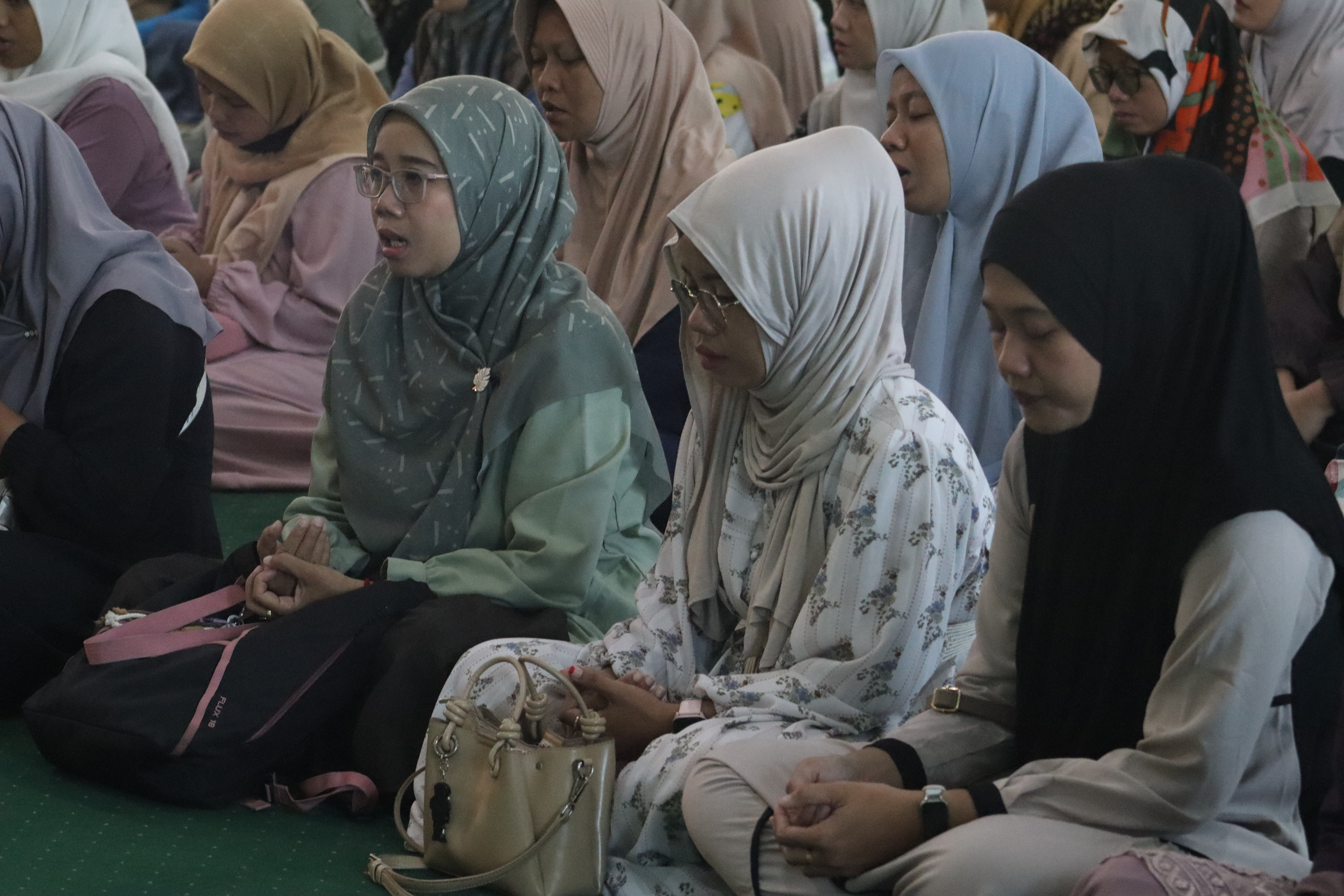 Dokumentasi Istighosah dan Do\\\'a Bersama Guru dan Wali Murid Tahun Ajaran 2026 2027