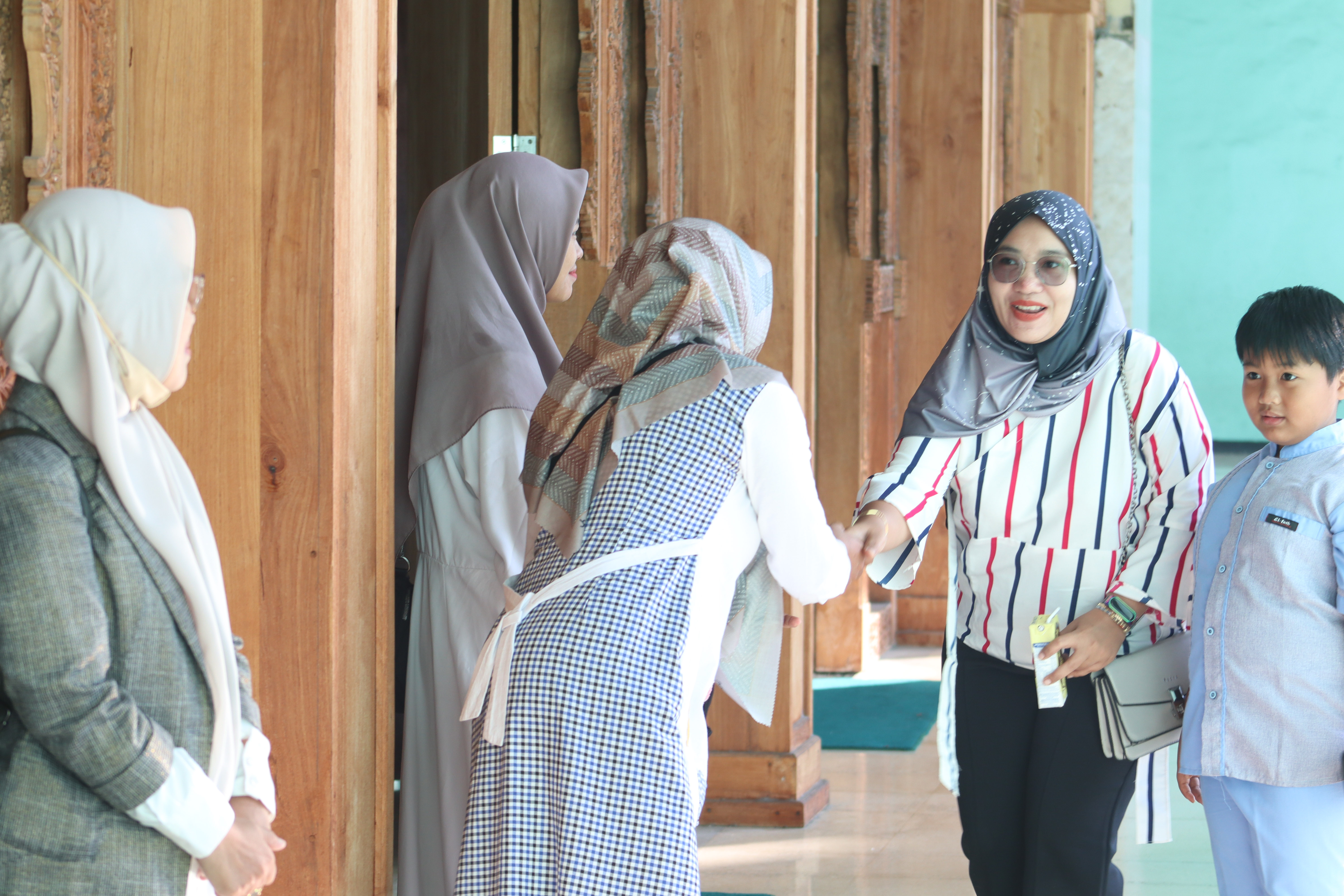 Dokumentasi Istighosah dan Do\\\'a Bersama Guru dan Wali Murid Tahun Ajaran 2026 2027