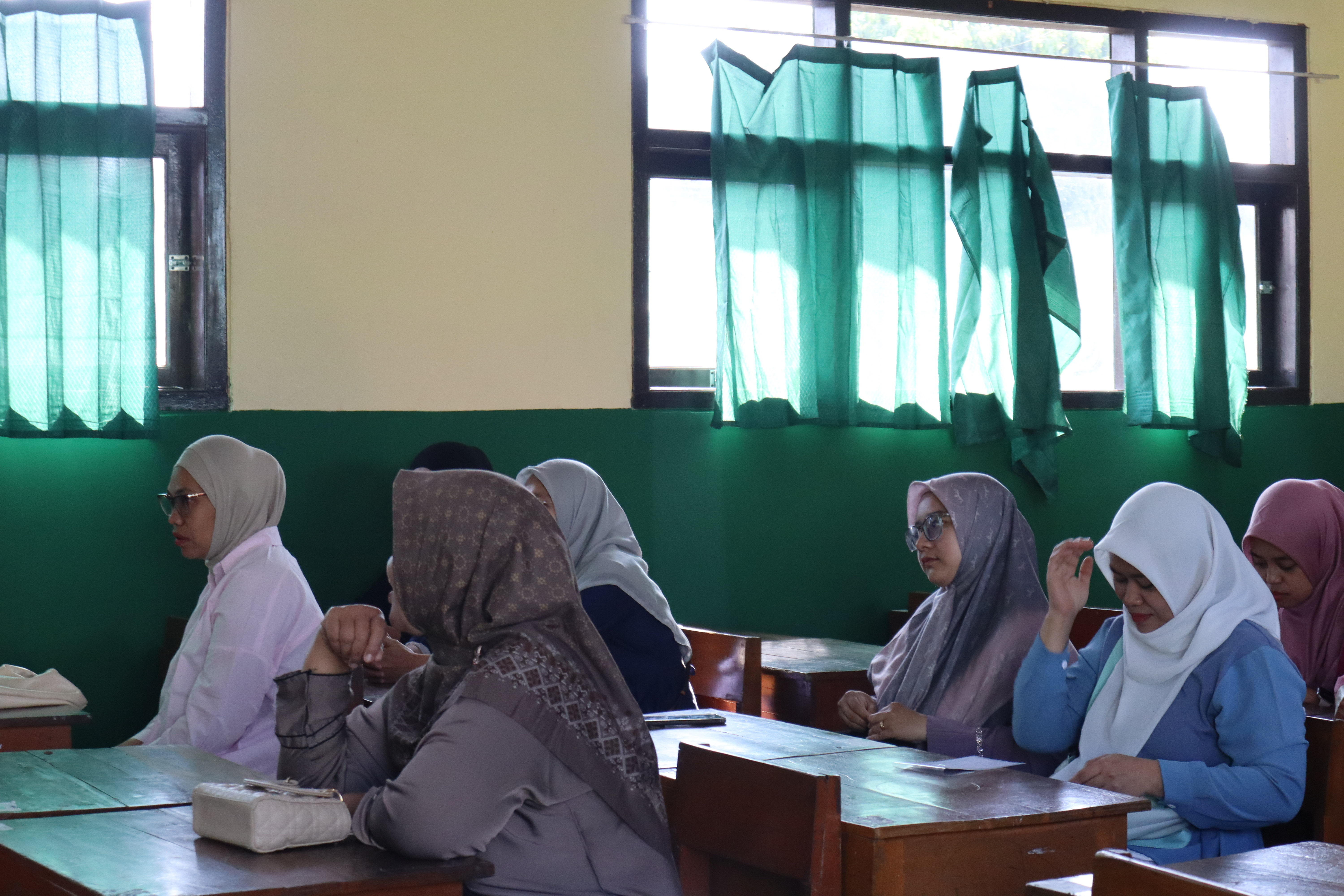 Dokumentasi Istighosah dan Do\\\'a Bersama Guru dan Wali Murid Tahun Ajaran 2026 2027